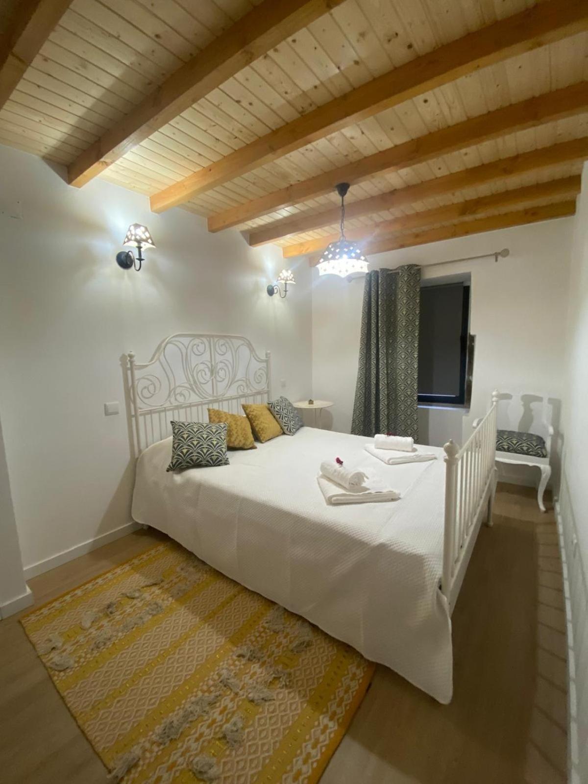 Casinha Por Do Sol Villa อัลเดอาดัสเดซ ภายนอก รูปภาพ